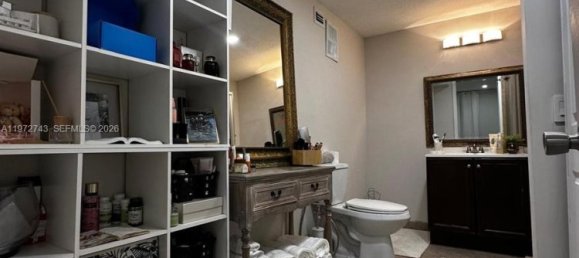 3 bedrooms Duplex for rent in Miami, Miami-Dade, Florida, USA № 615195 8