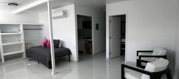 3 bedrooms Duplex for rent in Miami, Miami-Dade, Florida, USA № 615195 3