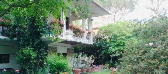 3 bedrooms Villa in San Giuliano Terme, Italy No. 211356 4