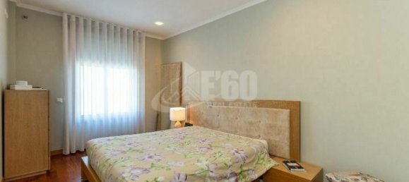 Apartamento de 4 dormitorios en Espinho, Portugal No. 90878 16
