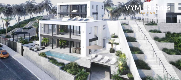 5 bedrooms Villa in San Eugenio, Spain No. 5381 2