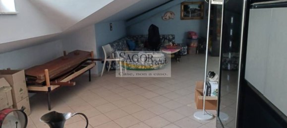 Вилла с 3 спальнями в Айраска, Италия № 156070 27