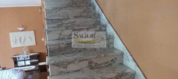 Вилла с 3 спальнями в Айраска, Италия № 156070 10