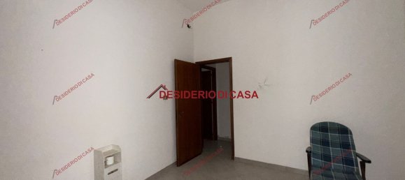 Квартира с 4 комнатами в Партинико, Италия № 49326 4