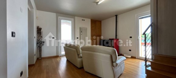 2 bedrooms Villa in Salizzole, Italy No. 324530 9