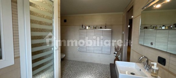 2 bedrooms Villa in Salizzole, Italy No. 324530 4