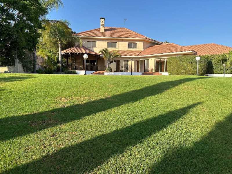 5 Schlafzimmer Haus in Agios Tychonas, Cyprus, Nr. 7680