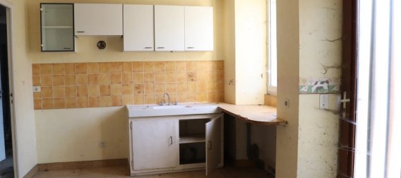 Casa de 4 dormitorios en Montmirail, France No. 242943 5