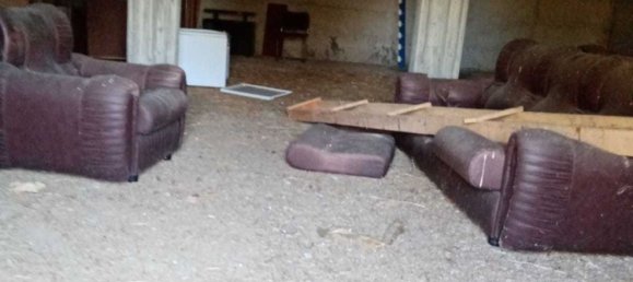 Дом с 5 комнатами в Рокка Сан Джованни, Италия № 164745 3