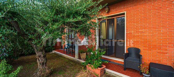 3 bedrooms Apartment in Ponte Buggianese, Italy No. 356769 6