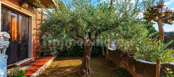 3 bedrooms Apartment in Ponte Buggianese, Italy No. 356769 4