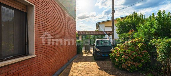 3 bedrooms Apartment in Ponte Buggianese, Italy No. 356769 37