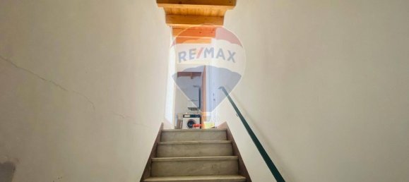 8 rooms House in Carrodano, Italy No. 14929 19