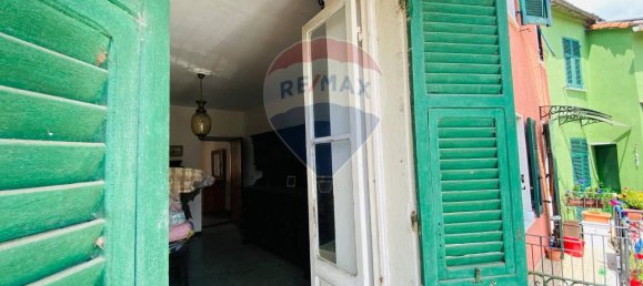 8 rooms House in Carrodano, Italy No. 14929 33