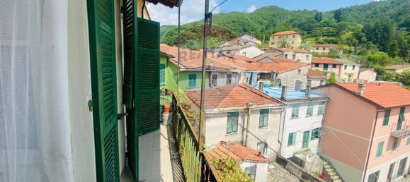 8 rooms House in Carrodano, Italy No. 14929 5