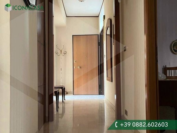 Apartamento de 5 habitaciónes en San Severo, Italy No. 24163
