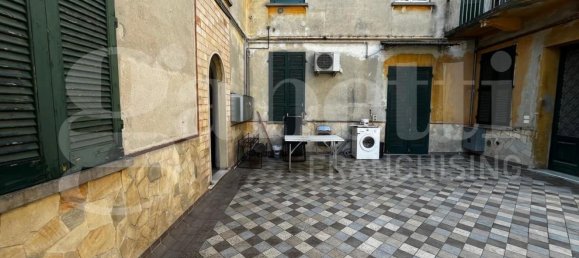 3 rooms Apartment in Cremona, Italy No. 287407 33