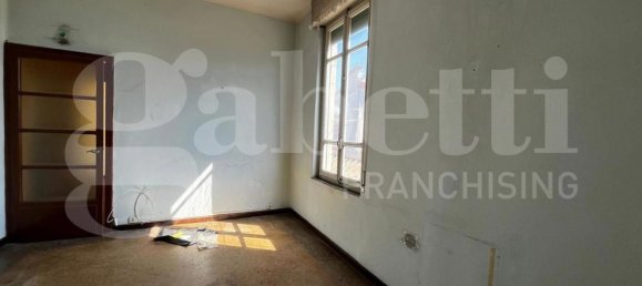 3 rooms Apartment in Cremona, Italy No. 287407 15