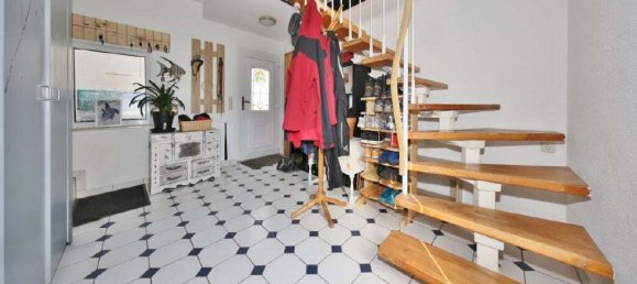 7-salle Maison de ville à Wilhelmshaven, Germany No. 290107 7