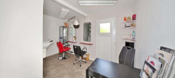 7-salle Maison de ville à Wilhelmshaven, Germany No. 290107 9