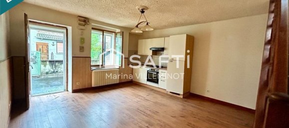 2 Schlafzimmer Haus in Bogny-sur-Meuse, France, Nr. 234199 3