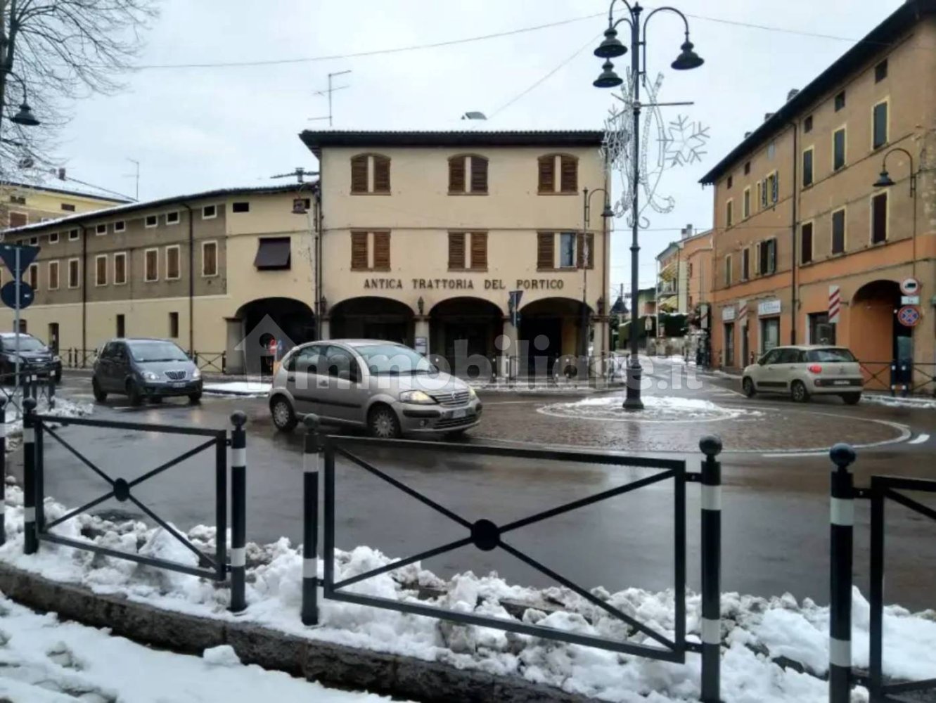 Edifício de 5 divisões em Formigine, Italy N.º 292133