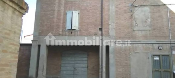 Edifício de 5 divisões em Formigine, Italy N.º 292133 2