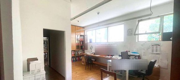 134m² Commercial property in Poggibonsi, Italy No. 311460 10