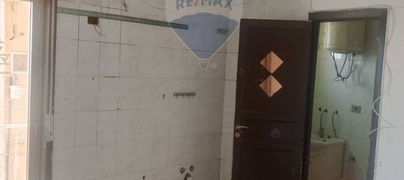 4 bedrooms House in Caltanissetta, Italy No. 337390 3