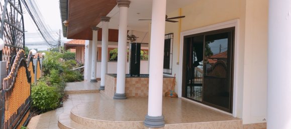 2 bedrooms Cafe / restaurant in Pattaya, Thailand No. 5068 8