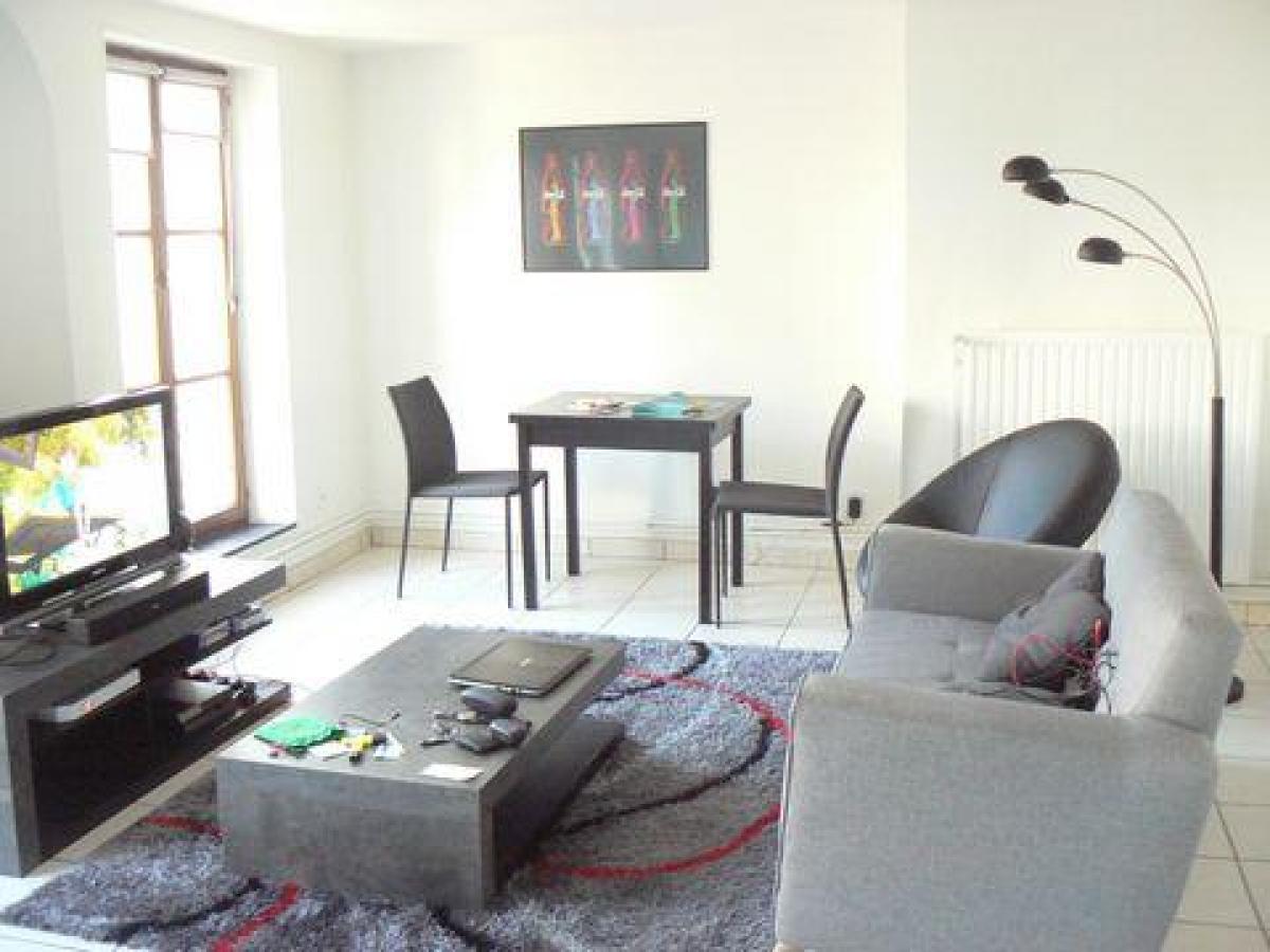 Studio in the Condo in Nancy, France No. 14068