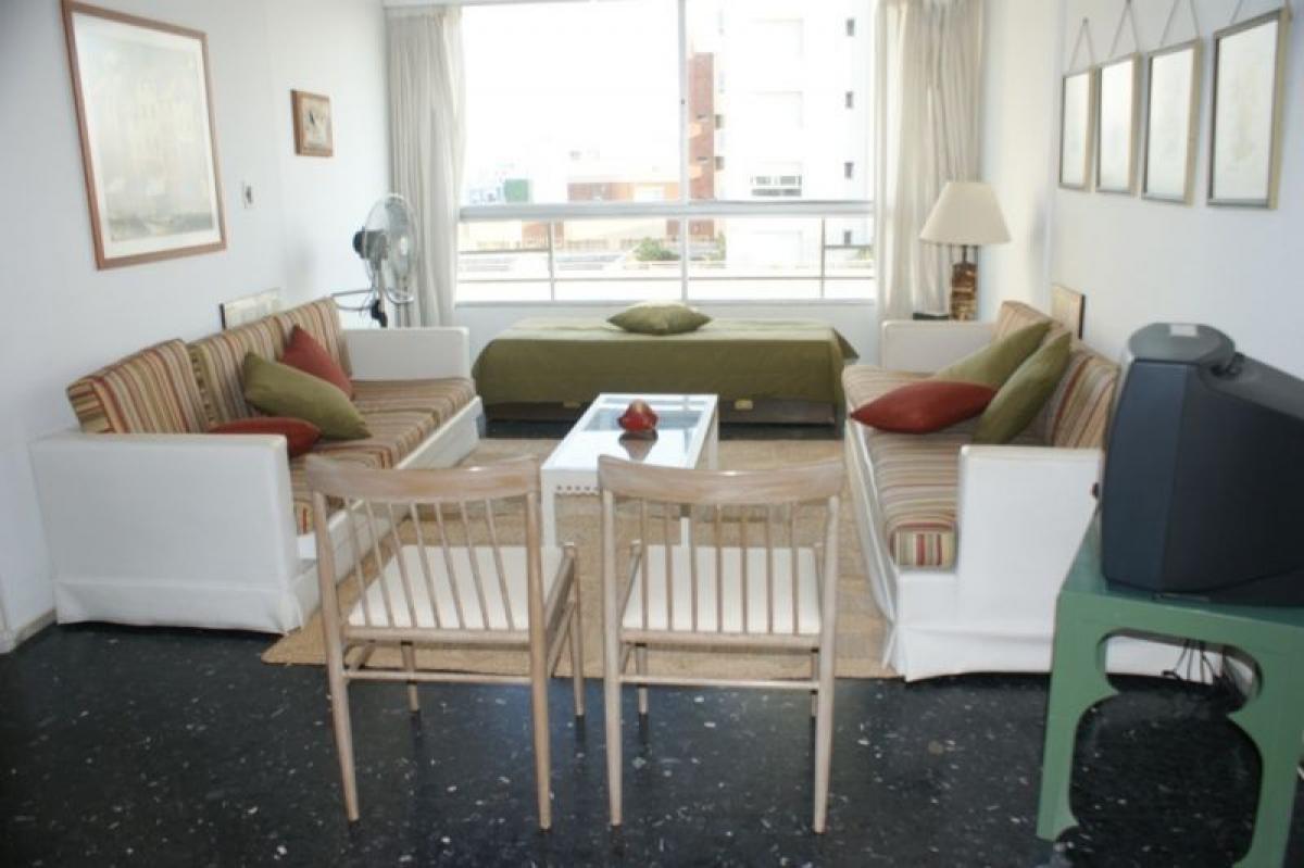 2 bedrooms Apartment in Maldonado, Uruguay No. 2370