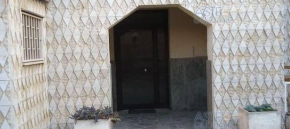 2 Schlafzimmer Wohnung in Rome, Italy, Nr. 201920 4