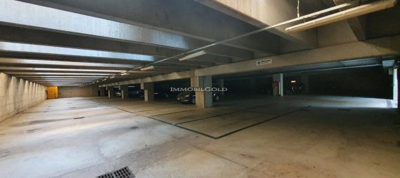 Gewerbliche Immobilie in Abbiategrasso, Italy 150m², Nr. 361056 9