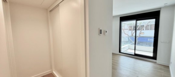 Apartamento de 3 dormitorios en Fuengirola, Spain No. 146604 41