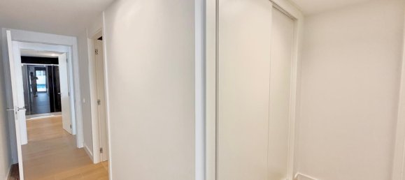 Apartamento de 3 dormitorios en Fuengirola, Spain No. 146604 38