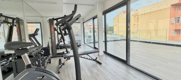 Apartamento de 3 dormitorios en Fuengirola, Spain No. 146604 42