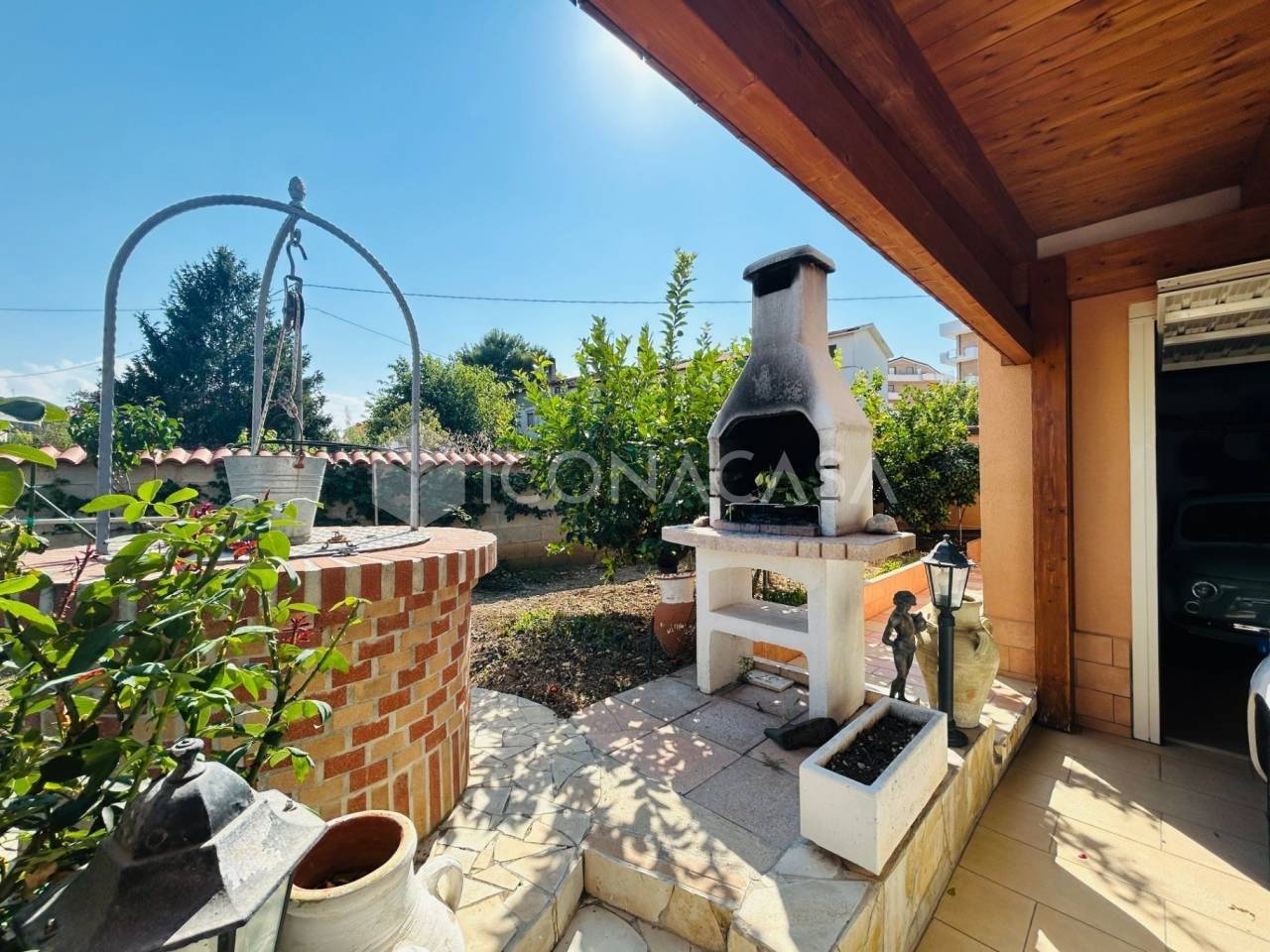 3 bedrooms Villa in Termoli, Italy No. 341550