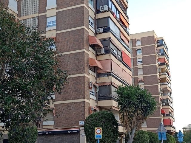  عقار تجاري في Alicante, Spain 388متر مربع رقم 89339