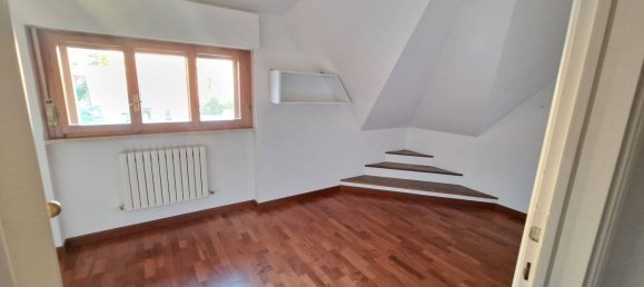 10-Zimmer Doppelhaus in Chieti, Italy, Nr. 80069 18