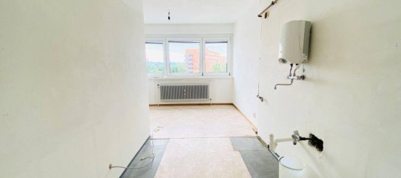 3-salle Appartement à St. Polten, Austria No. 253396 5