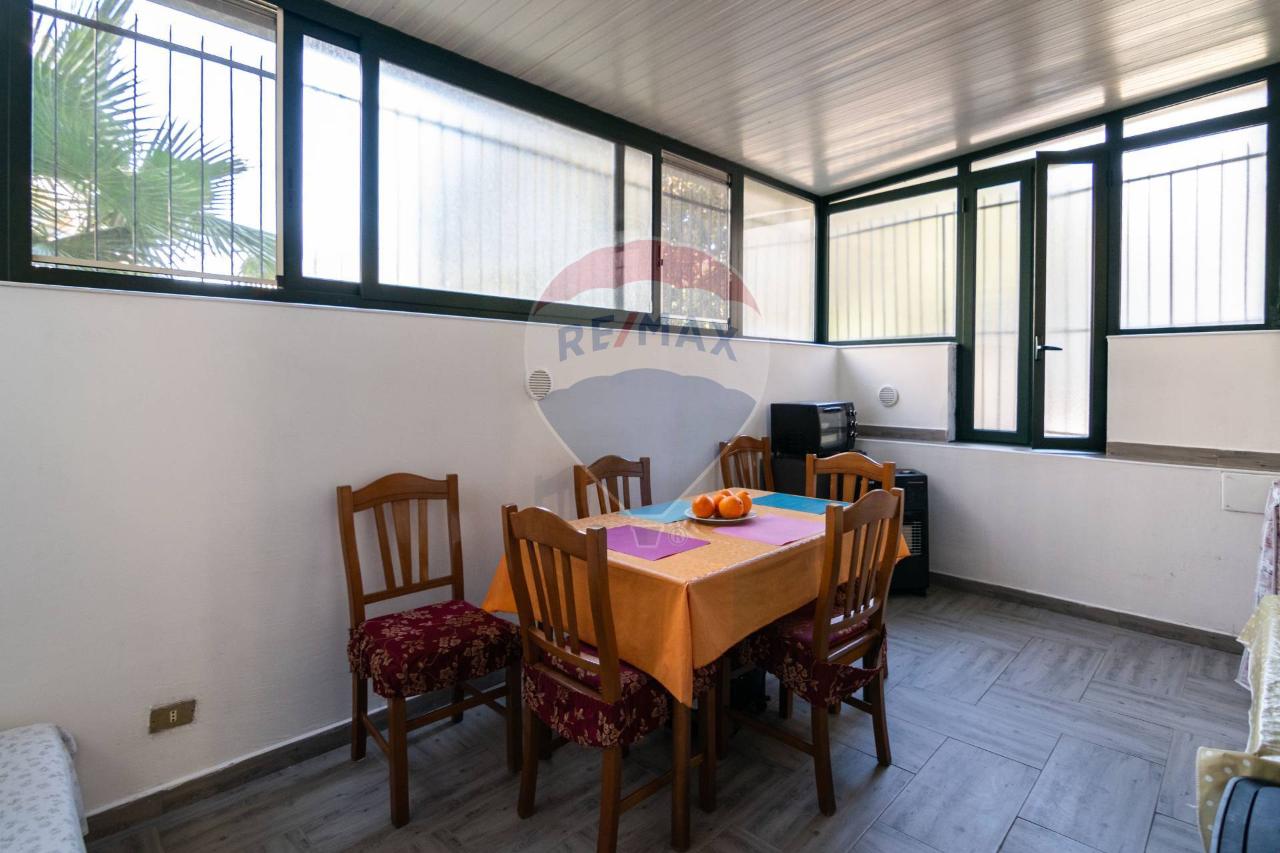 2غرفة شقة في Catania, Italy رقم 235660