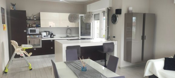 7-Zimmer Doppelhaus in Udine, Italy, Nr. 153372 2