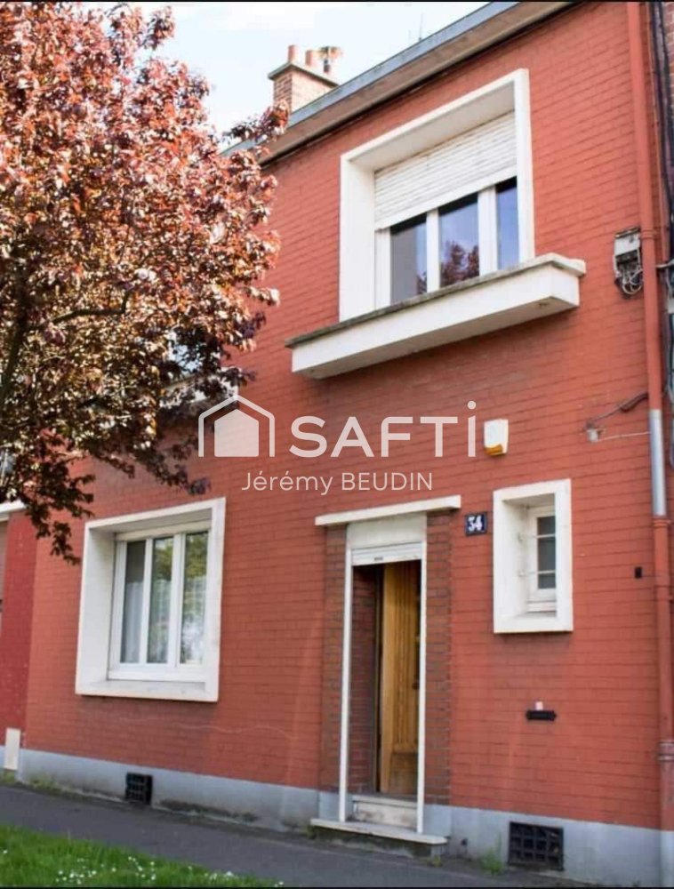 Casa de 4 dormitorios en Cambrai, France No. 72968