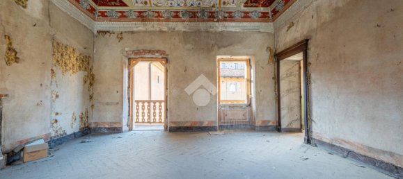 6-Zimmer Haus in Verzuolo, Italy, Nr. 19810 18