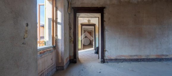 6-salle Maison à Verzuolo, Italy No. 19810 4