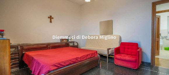 Квартира с 2 спальнями в Генуя, Италия № 351255 7