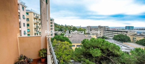 Квартира с 2 спальнями в Генуя, Италия № 351255 35