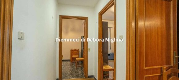 Квартира с 2 спальнями в Генуя, Италия № 351255 4