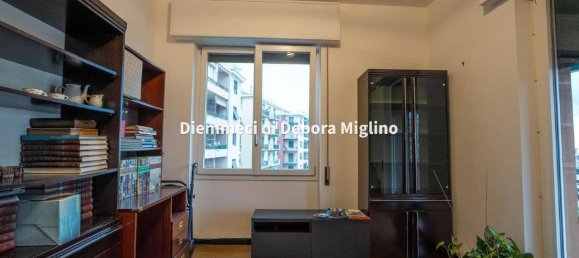 Квартира с 2 спальнями в Генуя, Италия № 351255 15